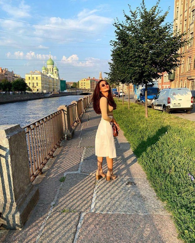 Qubool Hai actress Surbhi Jyoti dons beige top and white skater skirt during her vacation in Russia Qubool Hai actress Surbhi Jyoti dons beige top and white skater skirt during her vacation in Russia