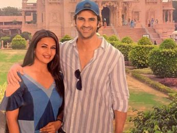 Vivek Dahiya visits Akshardham Temple along with Divyanka Tripathi to seek blessing after the release of State of Siege: Temple Attack Vivek Dahiya visits Akshardham Temple along with Divyanka Tripathi to seek blessing after the release of State of Siege: Temple Attack