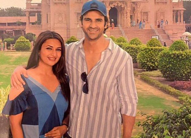 Vivek Dahiya visits Akshardham Temple along with Divyanka Tripathi to seek blessing after the release of State of Siege: Temple Attack