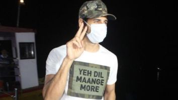 Sidharth Malhotra proves he is the fan’s favourite man; was seen wearing a cap with their messages written all over it