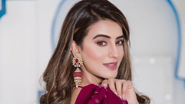 Akshara Singh on entering Bigg Boss OTT: “DARR hai ander se, khud par to bohot BHAROSA hai lekin…”