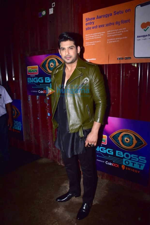 Bigg Boss OTT: Sidharth Shukla looks dapper; Shehnaaz Gill keeps it vibrant in Patiala suit Bigg Boss OTT: Sidharth Shukla looks dapper; Shehnaaz Gill keeps it vibrant in Patiala suit