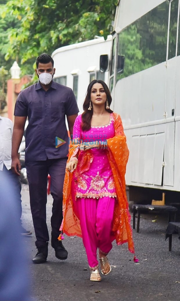 Bigg Boss OTT: Sidharth Shukla looks dapper; Shehnaaz Gill keeps it vibrant in Patiala suit Bigg Boss OTT: Sidharth Shukla looks dapper; Shehnaaz Gill keeps it vibrant in Patiala suit