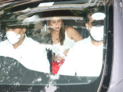 Kareena Kapoor Khan spotted at Taj Lands End in Bandra