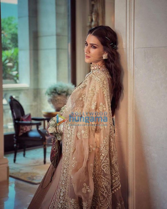 kriti sanon 02589
