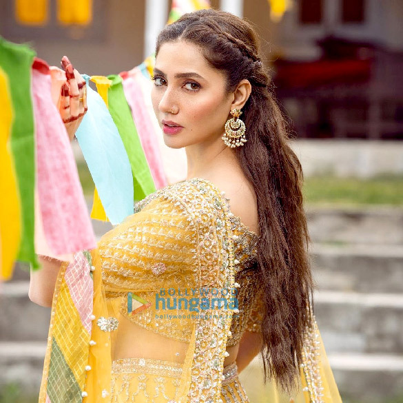 mahira khan 2 3
