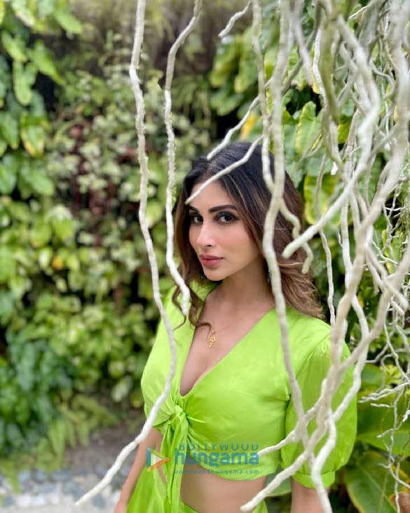mouni roy 1982021 3