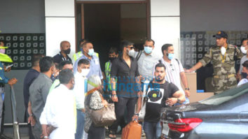 Photos: Ajay Devgn, Saif Ali Khan and Kareena Kapoor Khan with son Taimur spotted at  Kalina airport