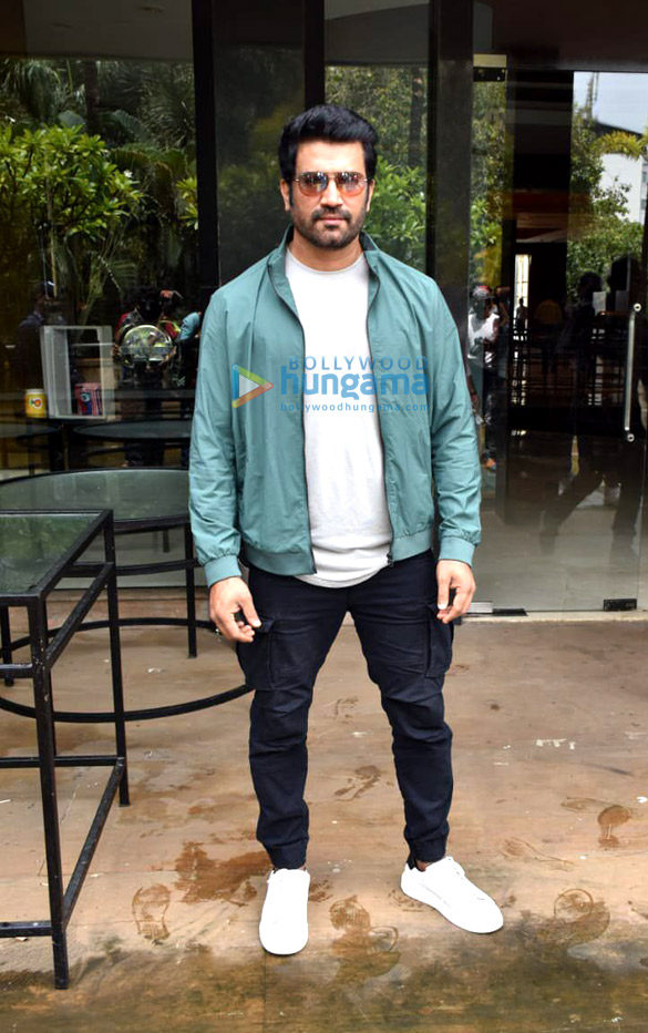 photos ajay devgn and sharad kelkar snapped promoting his film bhuj the pride of india 2