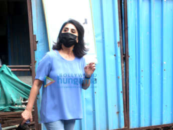 Photos: Alia Bhatt and Neetu Kapoor snapped at Krishna Raj's bungalow