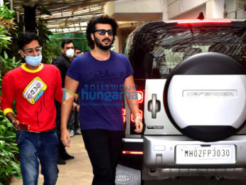 Photos: Celebs snapped at private trailer preview of Bhoot Police