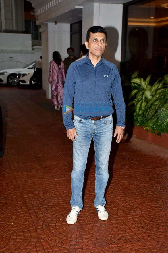 photos emraan hashmi krystle dsouza and anand pandit snapped promoting the film chehre 3