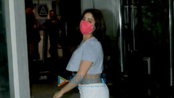Photos: Janhvi Kapoor snapped at gym in Bandra
