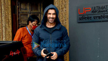 Photos: John Abraham snapped in Bandra