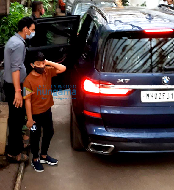 photos kajol yug and nysa devgn snapped at bhuj the pride of india screening 4