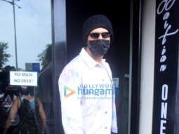 Photos: Kartik Aaryan spotted at Bastian in Bandra