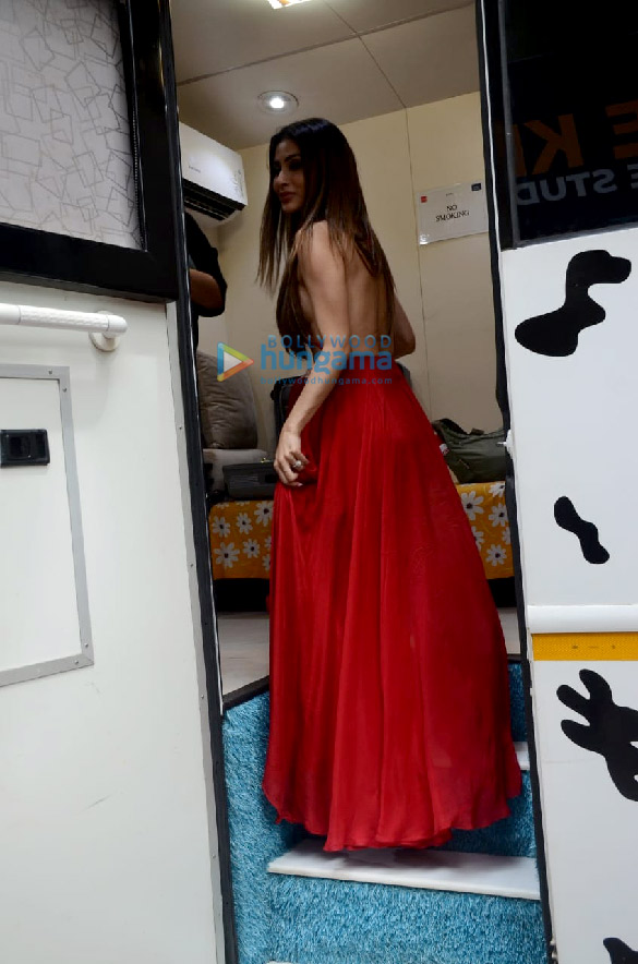 photos mouni roy snapped in andheri 5 2