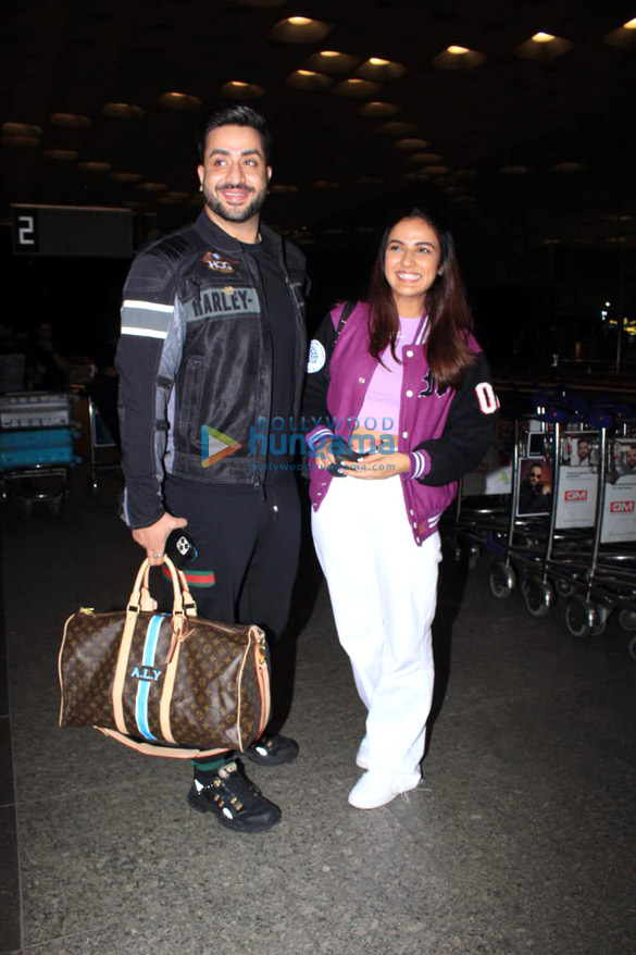 photos rashmika mandanna yami gautam dhar rashami desai and others snapped at the airport 3