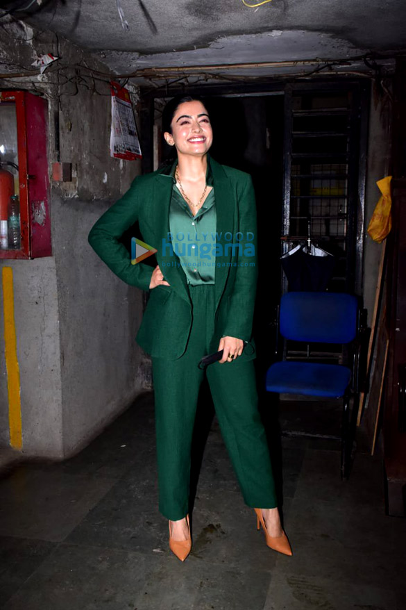 photos rashmika mandanna snapped in andheri 1