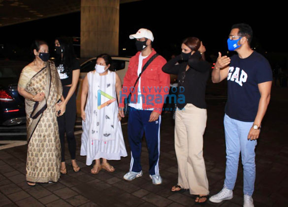 Photos: Ronit Roy and Rohit Roy snapped at the airport