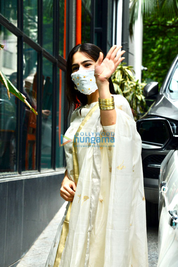 photos sara ali khan snapped at maddock filmss office 3