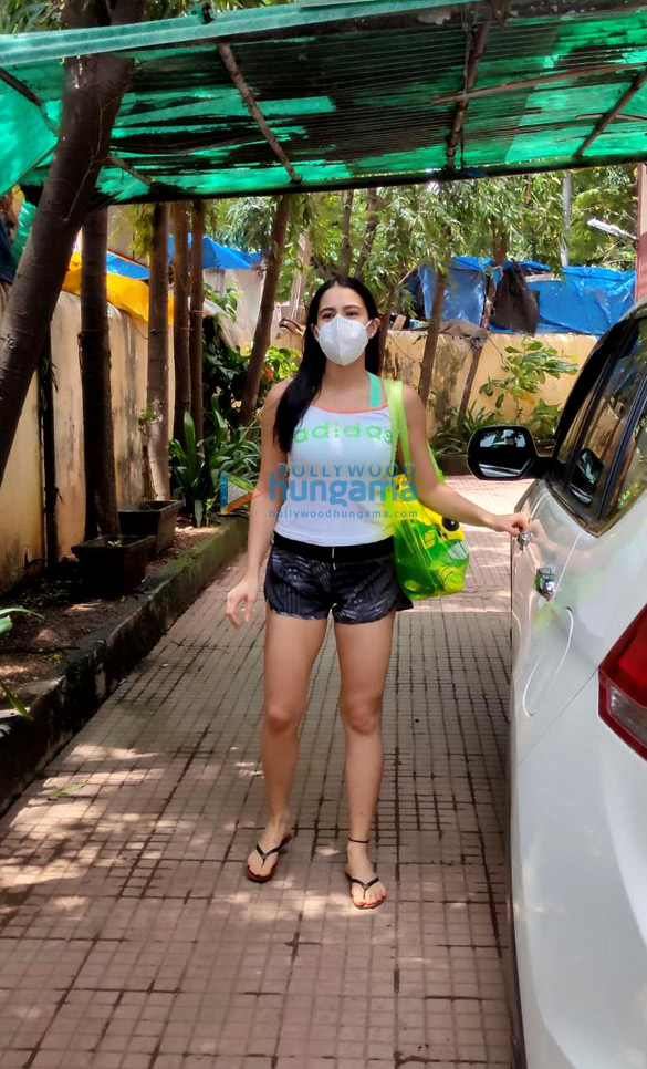 photos sara ali khan spotted at pilates class 2 2