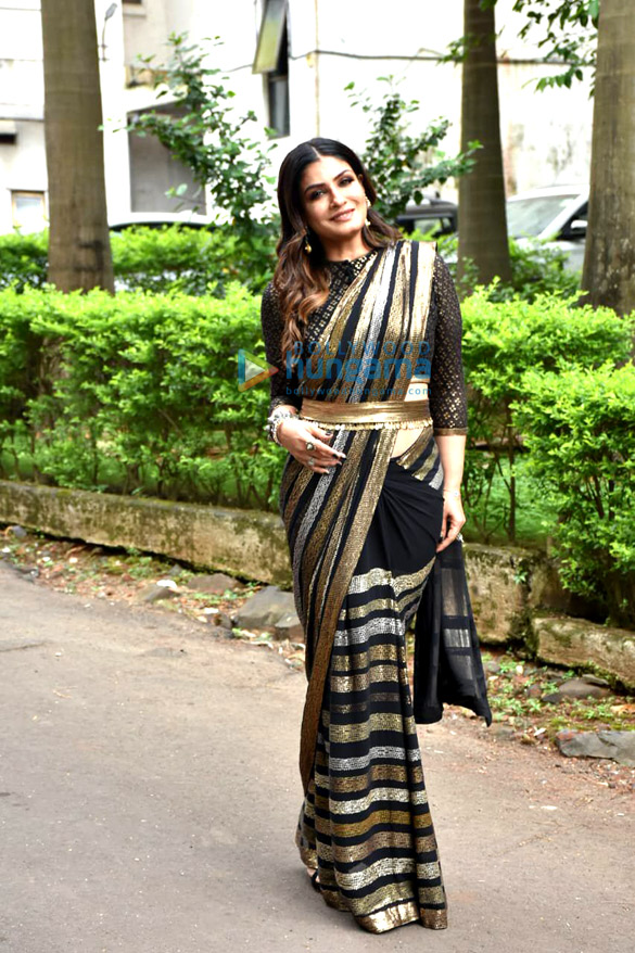 photos shilpa shetty and raveena tandon snapped on the sets of super dancer chapter 4 4