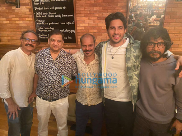 photos sidharth malhotra kiara advani and the rest of the cast celebrate the success of their film shershaah 1
