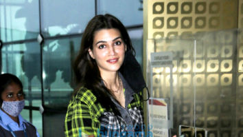 Photos: Sunny Leone, Rashmika Mandanna, Kriti Sanon and others snapped at the airport