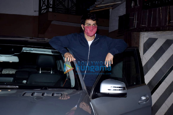 photos varun dhawan snapped at a gym in juhu 1 2