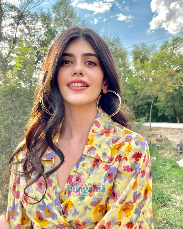 sanjana sanghi 2 20