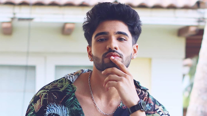 Zeeshan Khan: “I’m an ENTERTAINER, I’ve been the reason of HEARTBREAK, I’ve had my…”| Bigg Boss OTT Zeeshan Khan: “I’m an ENTERTAINER, I’ve been the reason of HEARTBREAK, I’ve had my…”| Bigg Boss OTT