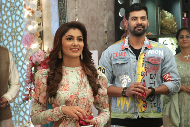 Abhi-Pragya and Karan-Preeta make a grand entry at Rishi and Lakshmi’s wedding in Bhagya Lakshmi 