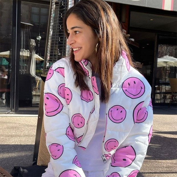 Ananya Panday shares a big smile in an adorable street style look ...