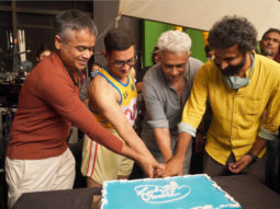Atul Kulkarni shares post wrap photo with Aamir Khan from the sets of Laal Singh Chaddha