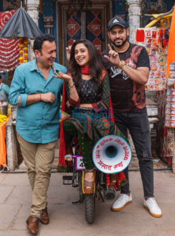 On The Sets Of The Movie Janhit Mein Jaari