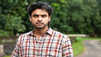 Malayalam star Tovino Thomas’ superhero flick Minnal Murali to premiere on Netflix on December 24, 2021