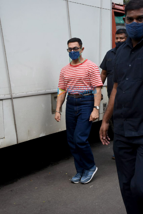photos aamir khan and kareena kapoor khan spotted on the sets of laal singh chaddha 3