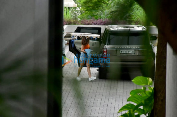 photos alia bhatt spotted at a dubbing studio 4 2