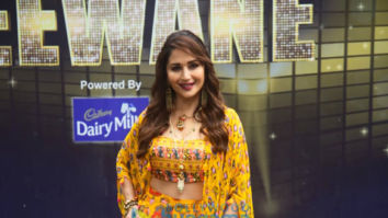 Photos: Madhuri Dixit, Shweta Tiwari and Bharti Singh snapped on the sets of Dance Deewane