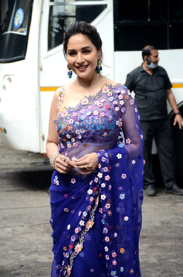 photos madhuri dixit on the sets of dance deewane 2