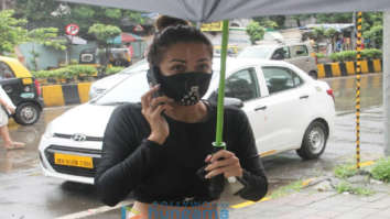 Photos: Malaika Arora spotted at Diva Yoga studio in Bandra