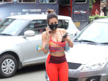 Photos: Malaika Arora spotted outside Diva Yoga in Bandra