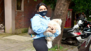 Photos: Neha Sharma spotted in Bandra