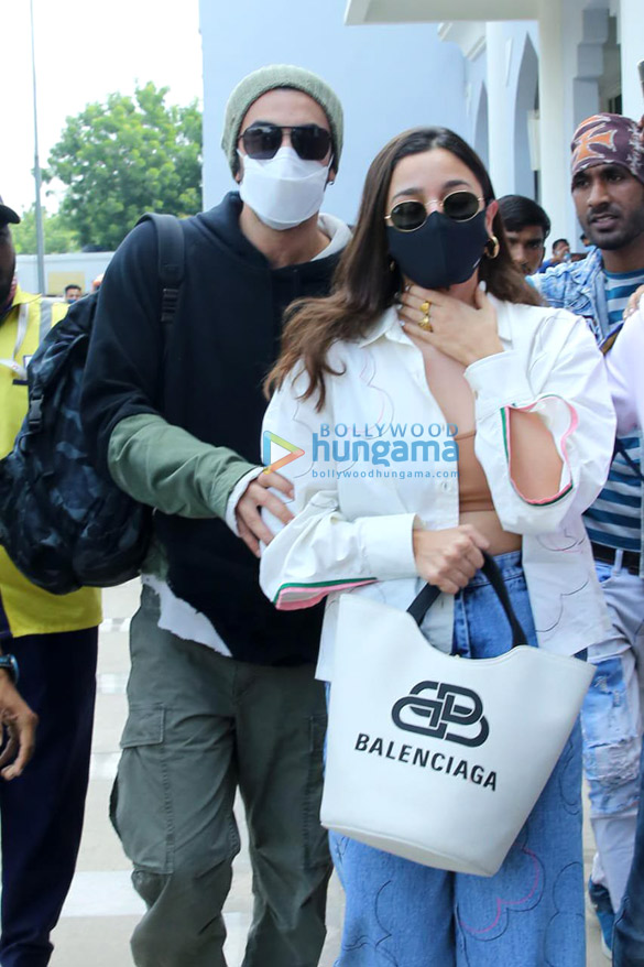 Photos: Ranbir Kapoor and Alia Bhatt return to Mumbai from Jodhpur