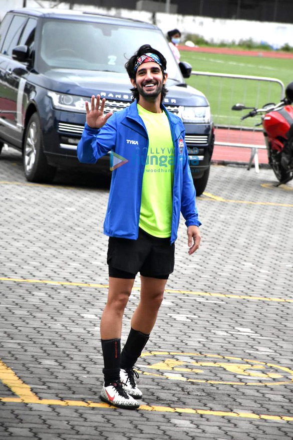 photos ranbir kapoor and others snapped playing football 2
