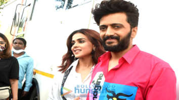 Photos: Riteish Deshmukh and Genelia D’souza snapped at Bigg Boss OTT set
