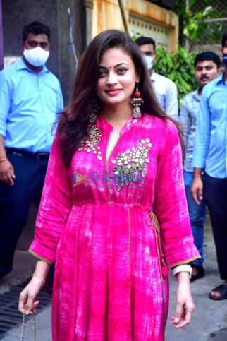 Photos: Sneha Ullal spotted during Ganapati darshan