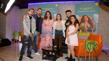 Photos: Sonakshi Sinha snapped at the preview of her track ‘Mil Mahiya’ in Andheri