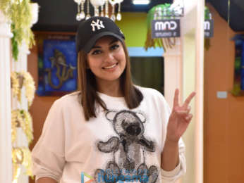 Photos: Sonakshi Sinha snapped post shoot in Andheri Photos: Sonakshi Sinha snapped post shoot in Andheri